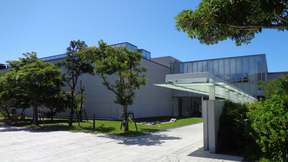 神奈川県立近代美術館